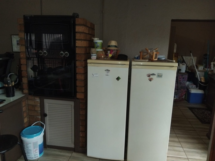 4 Bedroom Property for Sale in Stilfontein Ext 4 North West